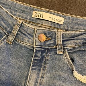 Zara blue jeans